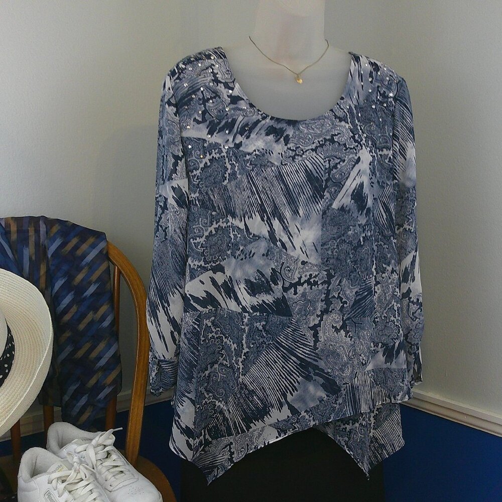 Style & Co Handkerchief Shark Bite Hem Blouse
